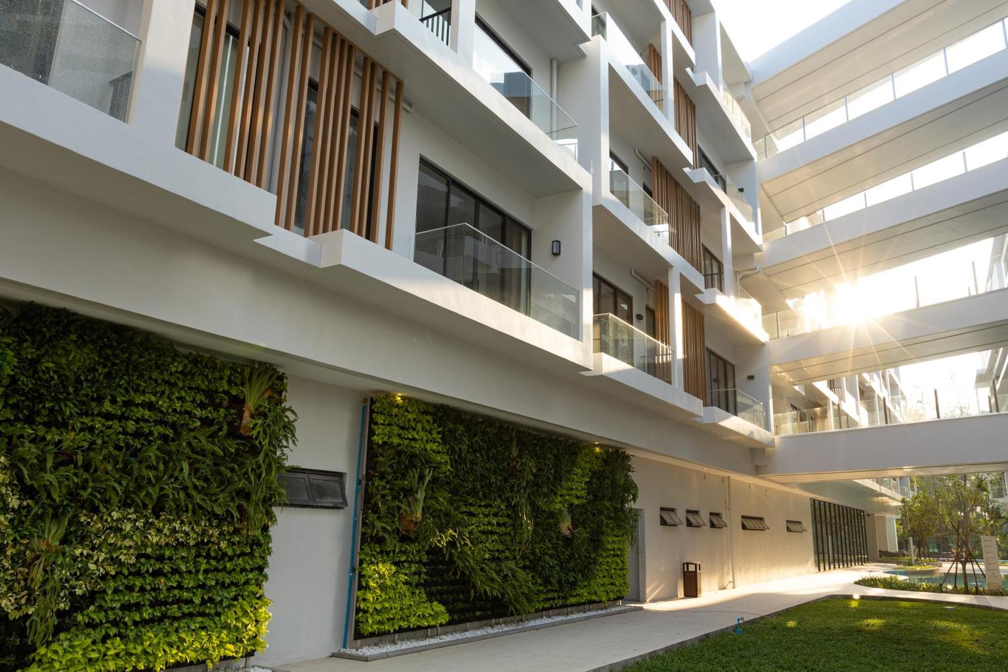 Laya Resort Phuket Island Лаян Бийч Екстериор снимка
